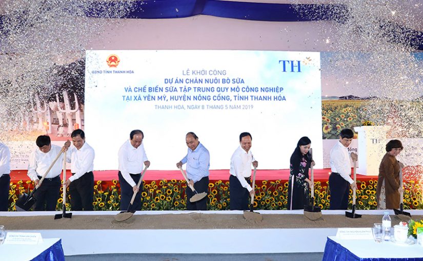 TH KHỞI CÔNG XÂY DỰNG CỤM TRANG TRẠI BÒ SỮA TẬP TRUNG ỨNG DỤNG CÔNG NGHỆ CAO 20.000 CON TẠI THANH HÓA VÀ TRIỂN KHAI MÔ HÌNH ỨNG DỤNG CÔNG NGHỆ CAO VÀO PHÁT TRIỂN BỀN VỮNG NGÀNH CHĂN NUÔI BÒ SỮA