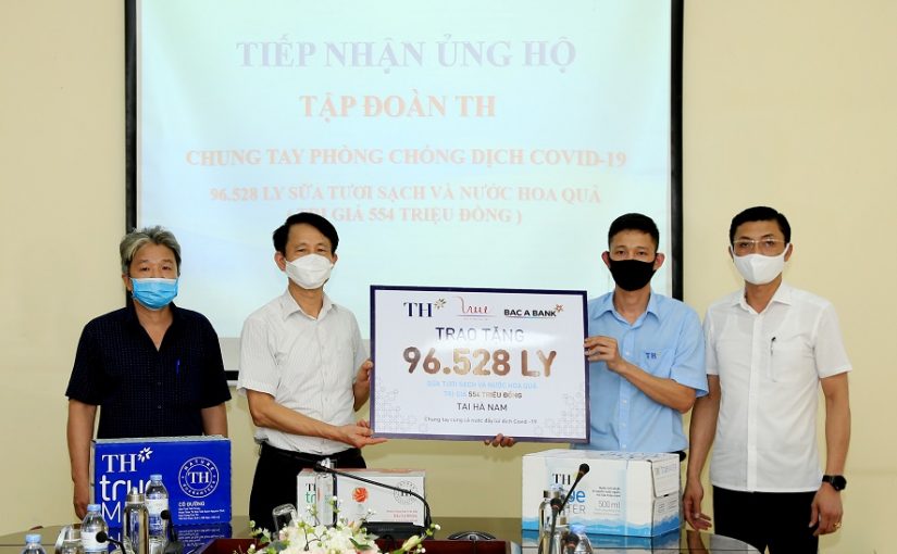Chung tay chống dịch COVID-19, Tập đoàn TH tặng Hà Nam và Vĩnh Phúc hơn 145.000 sản phẩm đồ uống